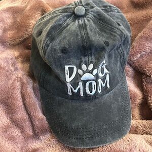 Dog Mom Gray Hat